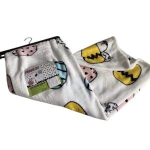 PEANUTS Snoopy Soft Throw Blanket 50" x 70" NWT